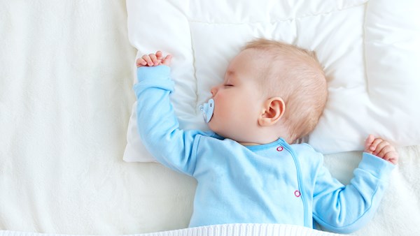 babywear-sleeping