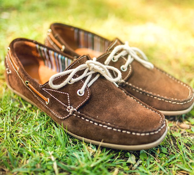shoes-grass