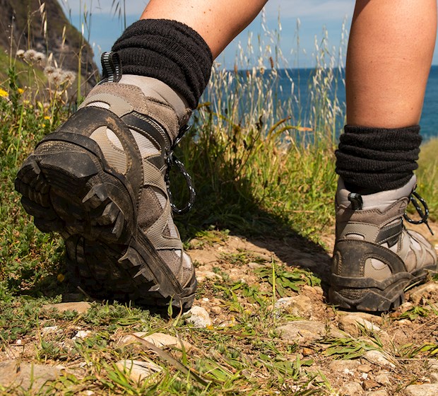 Woman trekking boots thread
